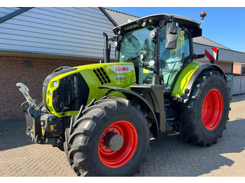 Traktor CLAAS Arion 660