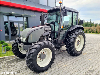 Traktor VALTRA A-series