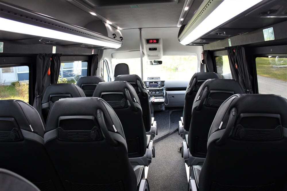 Bus mini, Van penumpang MAN TGE Tourline: gambar 14
