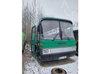 Bus pinggiran kota Mercedes-Benz O 303: gambar 1