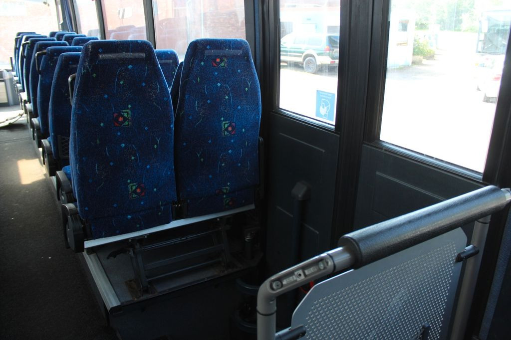 Bus pinggiran kota Neoplan N 3318/3 UE Euroliner (Klima): gambar 17