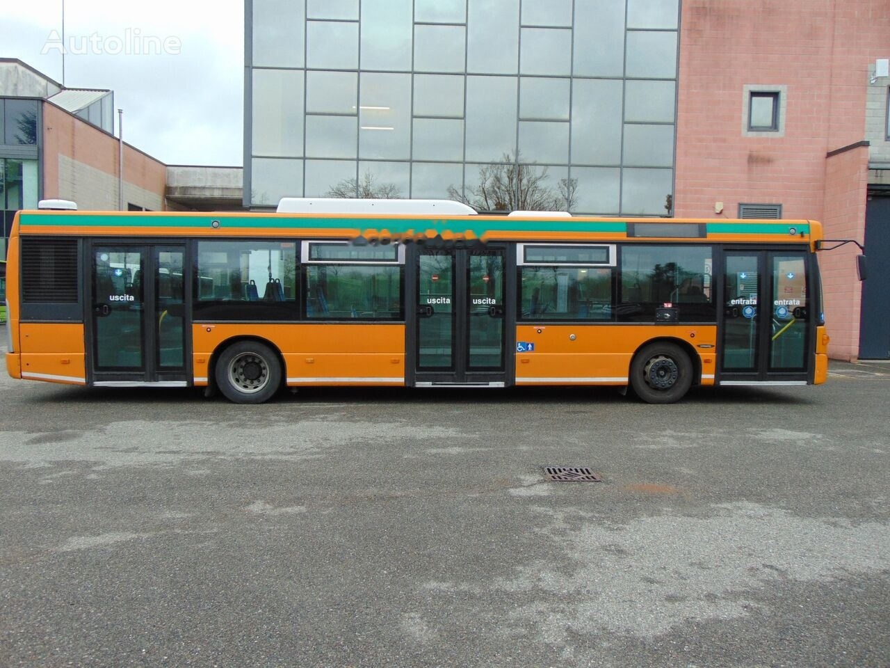 Bus kota Scania OMNICITY CN270: gambar 8