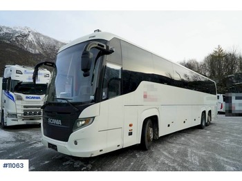 Bus pariwisata Scania Touring: gambar 1