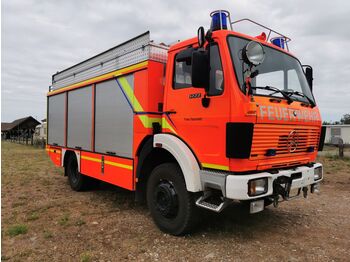 Truk pemadam kebakaran Mercedes-Benz 1222AF Feuerwehr Allrad 4x4 Basisfahrzeug: gambar 1