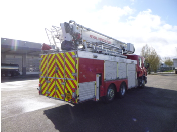 Truk pemadam kebakaran Scania P310 6x2 RHD fire truck + pump, ladder & manlift: gambar 4