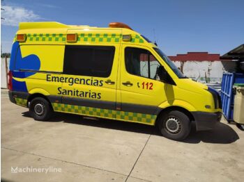 Ambulans VOLKSWAGEN CRAFTER AMBULACIA SVA: gambar 1