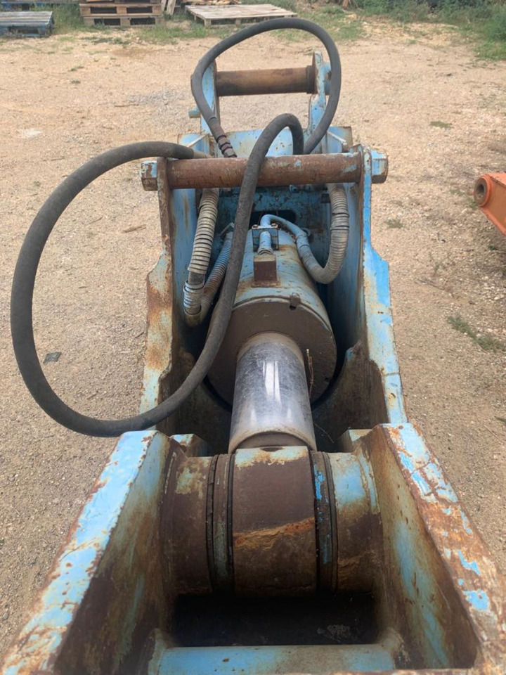 Gunting pembongkaran untuk Peralatan konstruksi MANTOVANIBENNE CP850: gambar 2