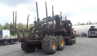 Traktor kehutanan Ponsse Buffalo breaking for parts: gambar 12