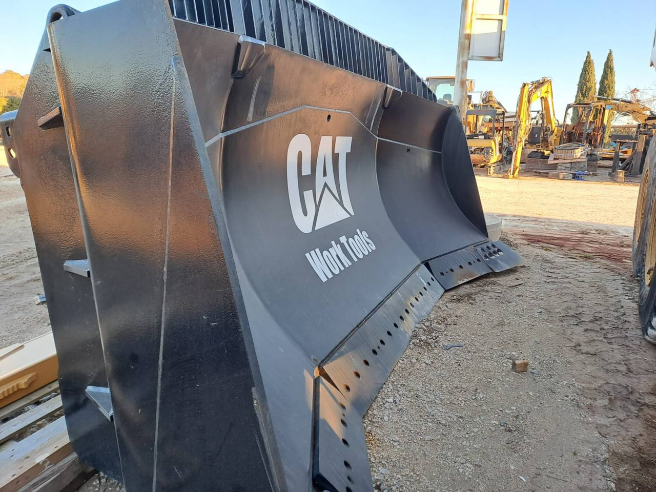 Bulldozer CAT D9T: gambar 16