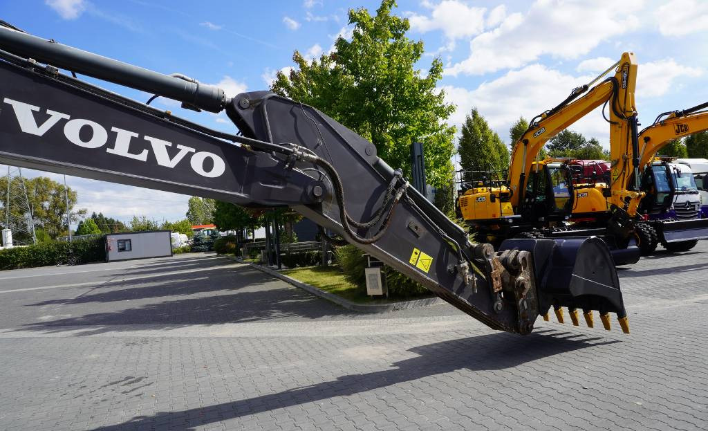 Leasing Volvo Crawler excavator EC220 DL  Volvo Crawler excavator EC220 DL: gambar 17