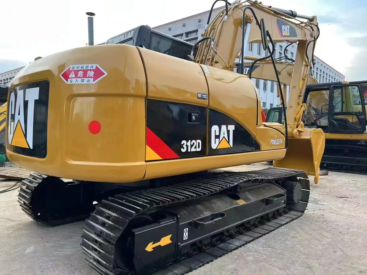 Ekskavator mini used cat excavators caterpillar 312D 315d mini digger excavator 12 ton 15 ton machine for sale: gambar 3