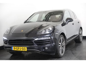 Porsche Cayenne 3.0D 245pk Aut Navi Xenon Led Panorama Leder Camera Memory 21'' - Mobil