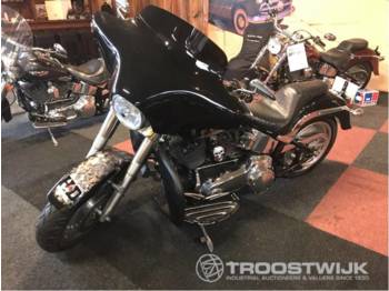 Harley-Davidson FLSTF - Sepeda motor