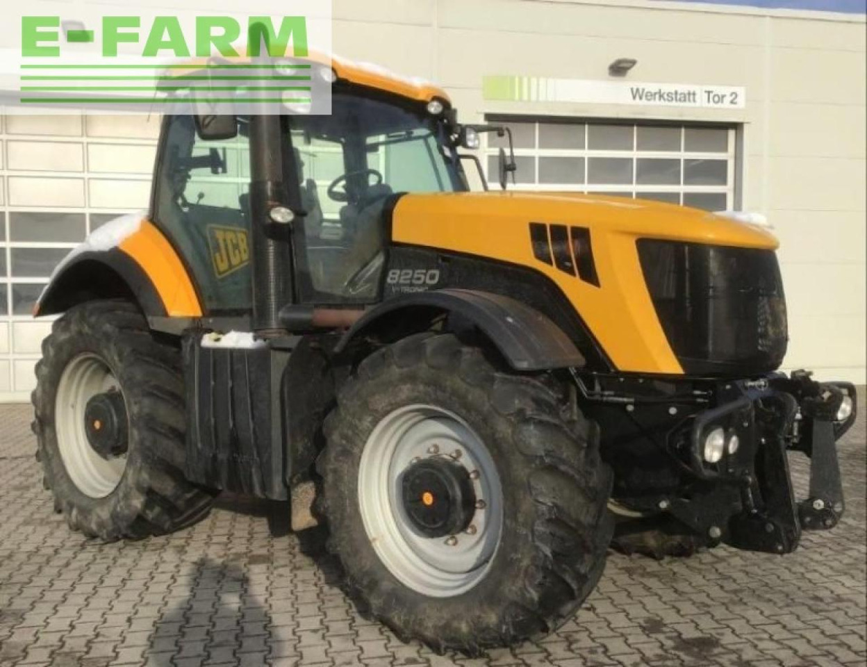 Traktor JCB 8250 v- tronic: gambar 3