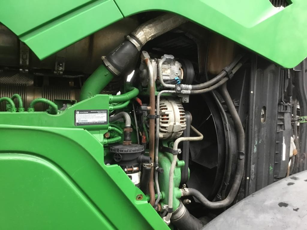 Traktor John Deere 6175R: gambar 2