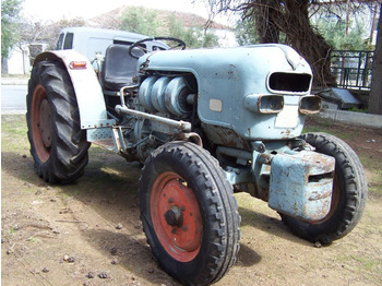 Eicher ES 400 - Traktor