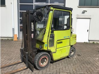  Clark DPM 25 - Forklift