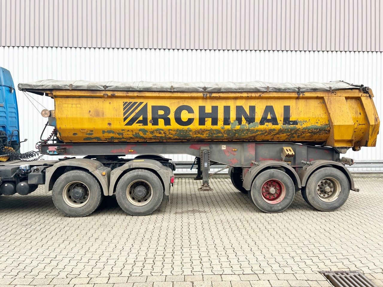 Semi-trailer jungkit Carnehl 2-Achs Kippauflieger 2-Achs Kippauflieger, Stahlmulde ca. 22m³, E-Verdeck: gambar 4