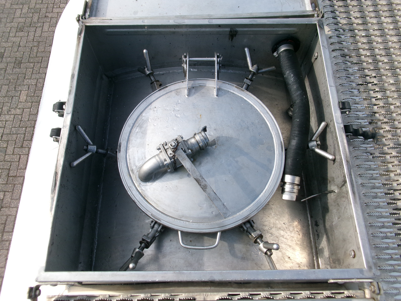 Semi-trailer tangki untuk pengangkutan bahan kimia Magyar Chemical tank inox L4BH 34 m3 / 1 comp: gambar 13