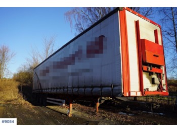 Semi-trailer dengan terpal samping Maur chapel trailer: gambar 1