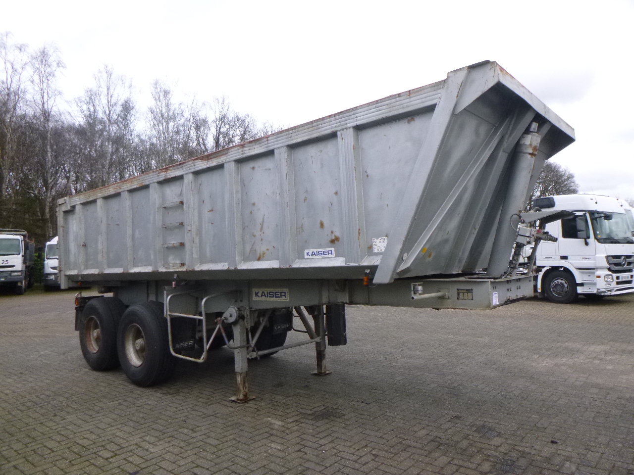 Semi-trailer jungkit Robuste Kaiser Tipper trailer steel 24 m3 + tarpaulin: gambar 2