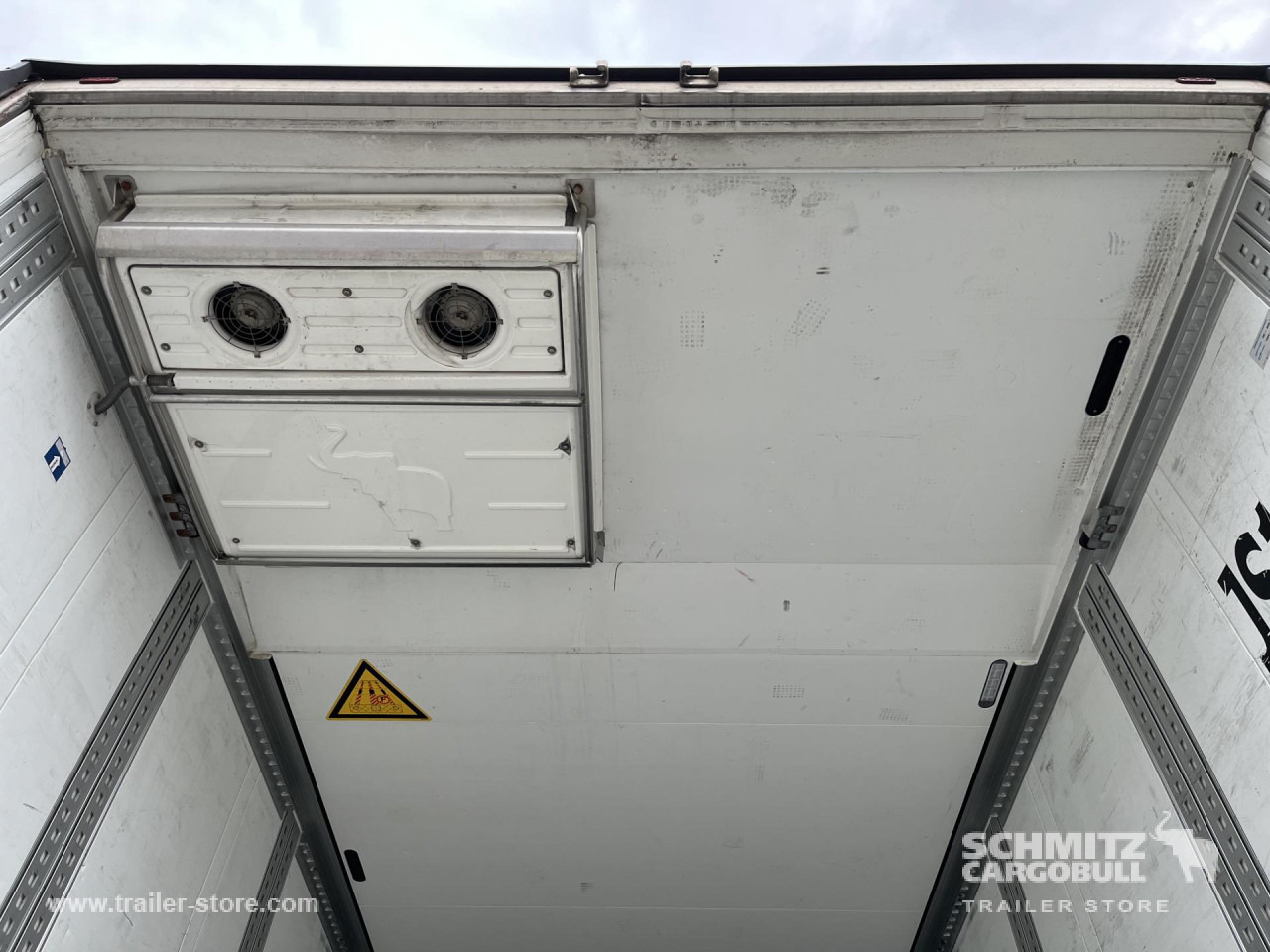 Semi-trailer isotermal SCHMITZ Auflieger Tiefkühler Multitemp Double deck: gambar 6