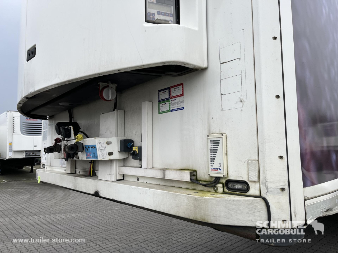 Semi-trailer isotermal SCHMITZ Auflieger Tiefkühler Standard Double deck: gambar 12