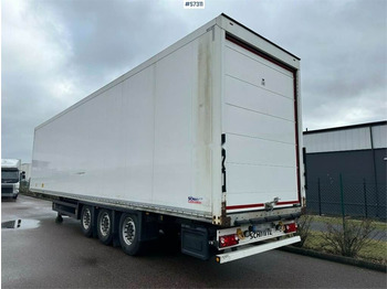 Semi-trailer kotak tertutup SCHMITZ