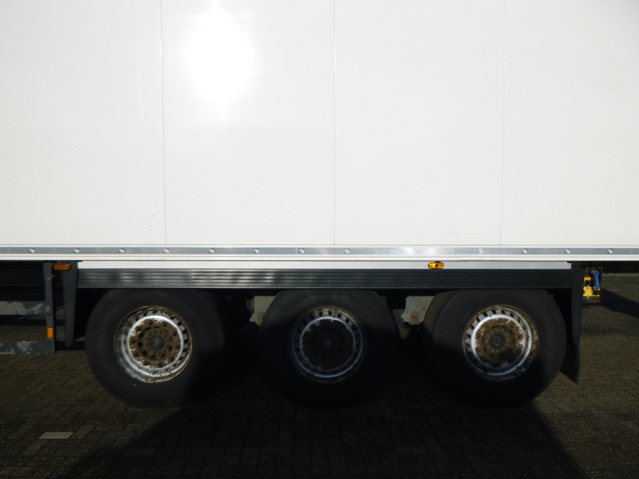 Semi-trailer berpendingin Schmitz Cargobull Frigo trailer + Carrier Vector 1350: gambar 6