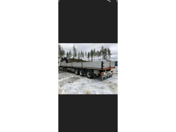  2011 Tyllis Trailer åpen rett tralle med fram montert kran - Semi-trailer flatbed