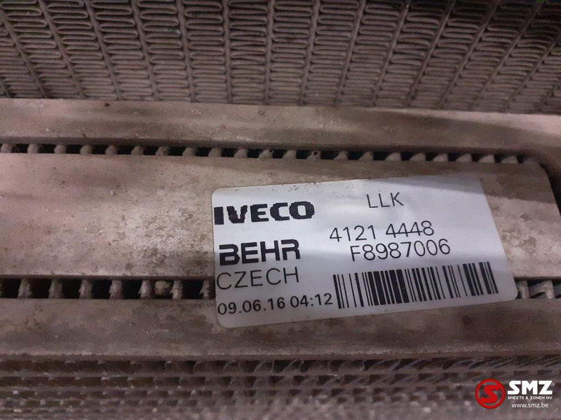 Radiator untuk Truk Iveco Occ radiator + intercooler + condensator Iveco: gambar 5
