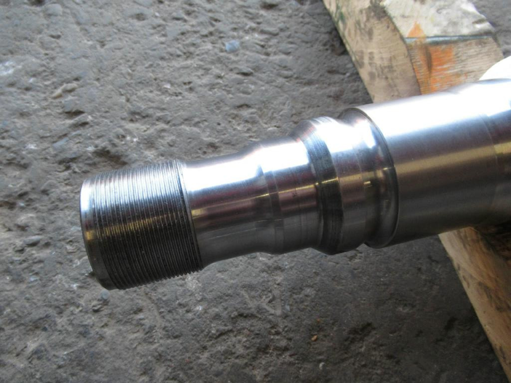 Silinder hidrolik untuk Peralatan konstruksi Liebherr A904C -: gambar 4
