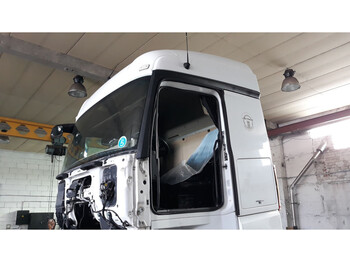 Kabin dan interior untuk Truk Mercedes-Benz Stream space cab A: gambar 4