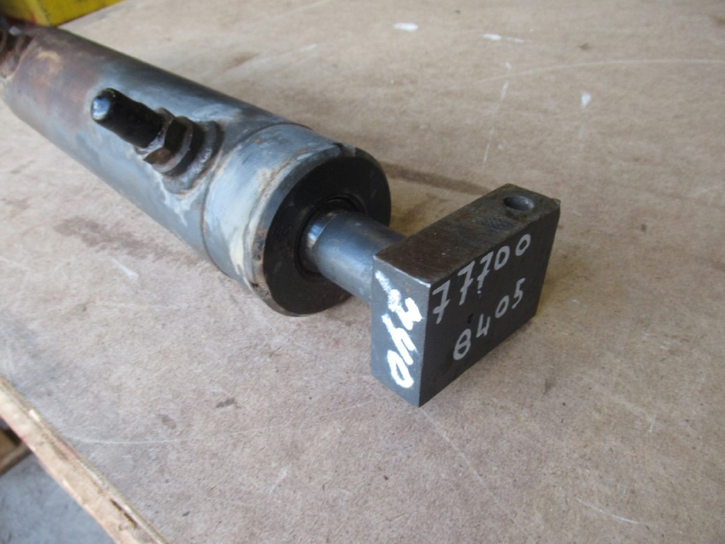 Silinder hidrolik untuk Peralatan konstruksi Poclain LY80 -: gambar 2