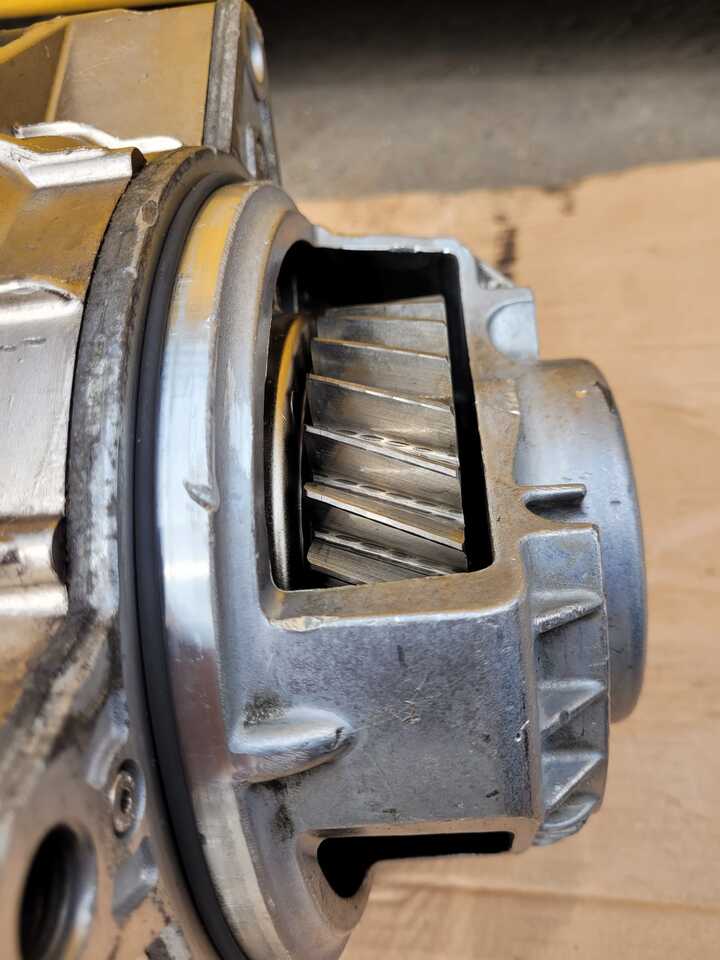 Bagian Rem untuk Truk baru Retarder Mercedes Actros MP4 A0004308495 Voith brake retarder: gambar 16