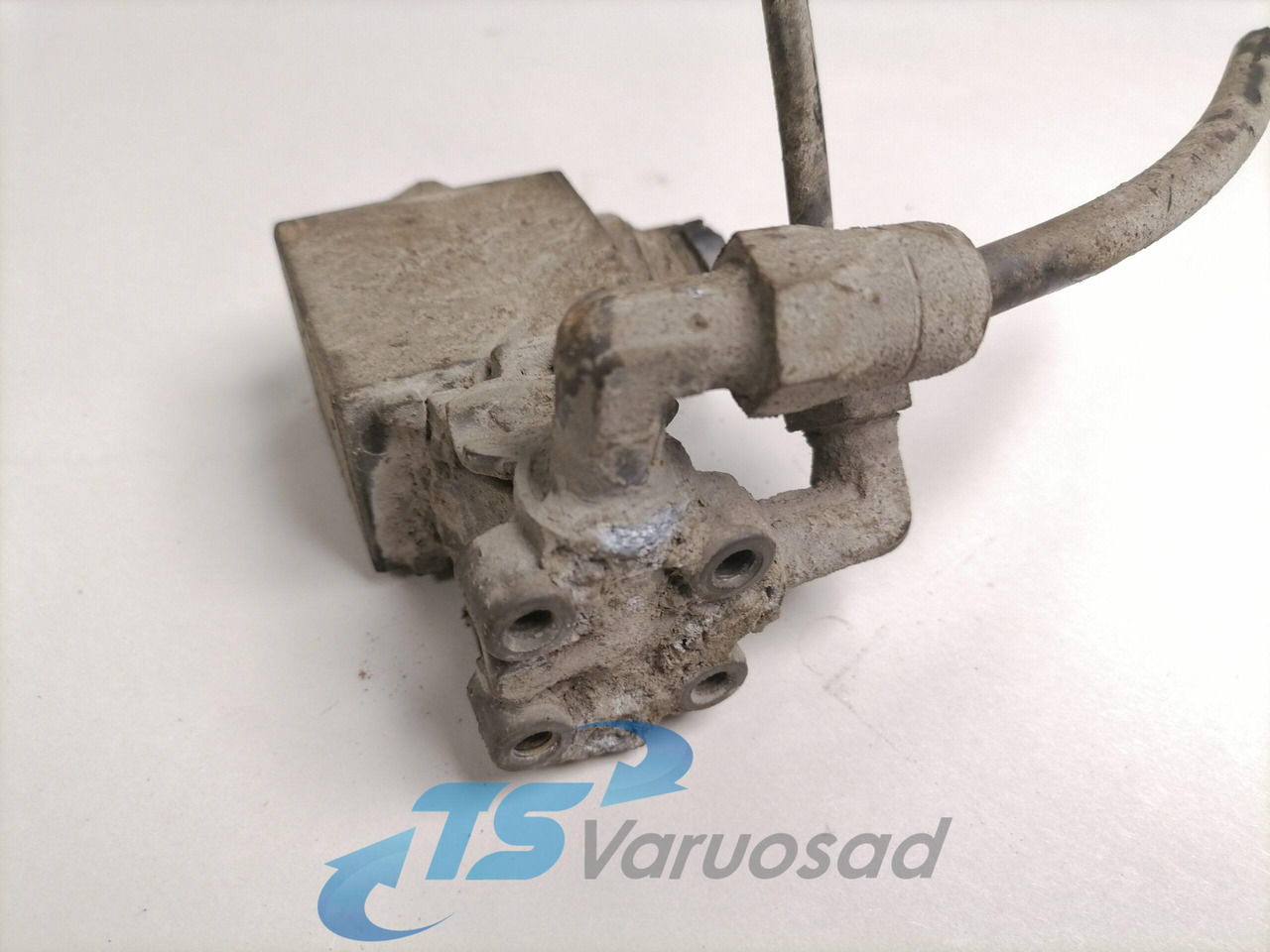 Katup rem untuk Truk Scania Solenoid valve 1376794: gambar 2