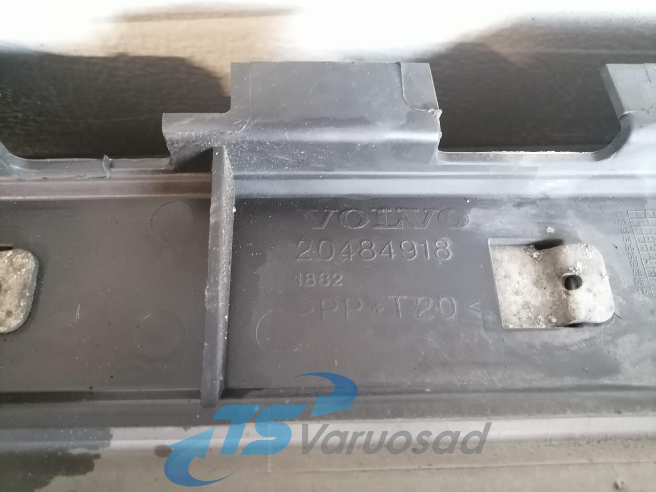 Intercooler untuk Truk Volvo Intercooler radiator 20936050: gambar 3
