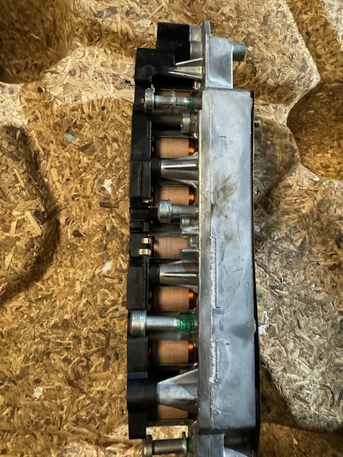 Gearbox dan bagiannya untuk Truk ZF Ventilblock TRAXON Getriebe 0501330550: gambar 4