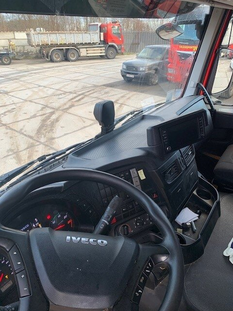 Tractor head Iveco Iveco 4x2 R-CD: gambar 7