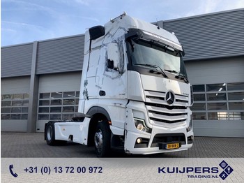 Tractor head Mercedes-Benz Actros 1942 LS / GigaSpace / Unfall / Damage / 2021 / 29 dkm!: gambar 1