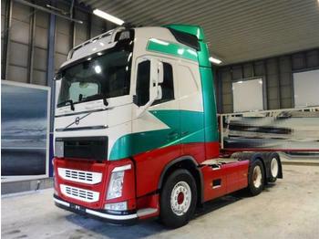 Tractor head Volvo FH13.540 - SOON EXPECTED - DOUBLE BOOGIE HUB RED: gambar 1