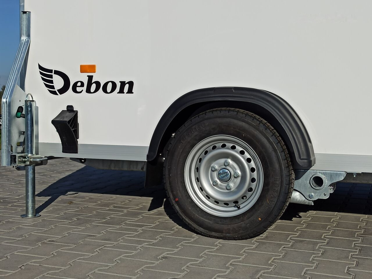 Trailer kotak tertutup baru Debon Cargo 1300 + side doors 1.3T GVW trailer cargo van box white: gambar 11