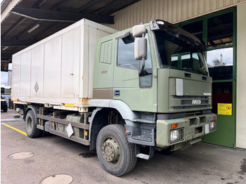 Pengangkut kontainer/ Container truck IVECO