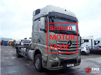 Pengangkut kontainer/ Container truck MERCEDES-BENZ Actros 1851