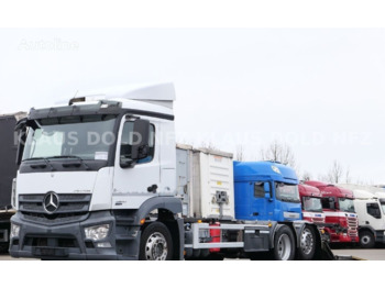 Pengangkut kontainer/ Container truck MERCEDES-BENZ Actros 2540