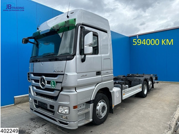 Pengangkut kontainer/ Container truck MERCEDES-BENZ Actros 2541
