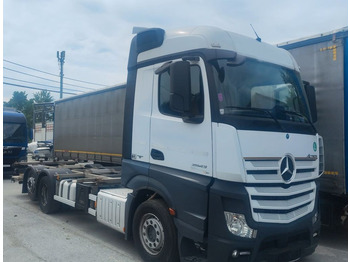 Pengangkut kontainer/ Container truck MERCEDES-BENZ Actros 2543