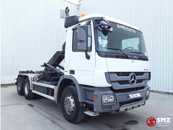 Pengangkut kontainer/ Container truck MERCEDES-BENZ Actros 2641