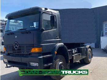 Pengangkut kontainer/ Container truck MERCEDES-BENZ Atego 1828
