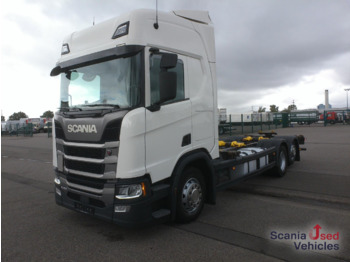 Pengangkut kontainer/ Container truck SCANIA R 450